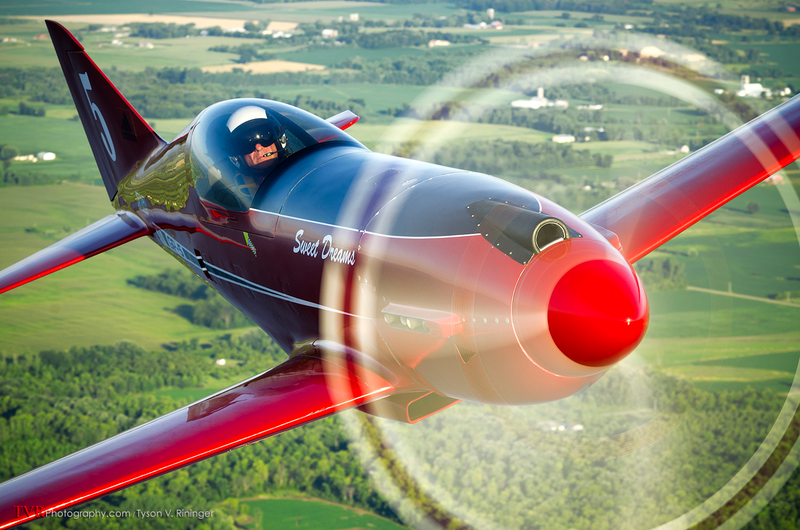 Illustration for article titled All These Jaw-Dropping Airplane Images Were Taken By This Flying Photog